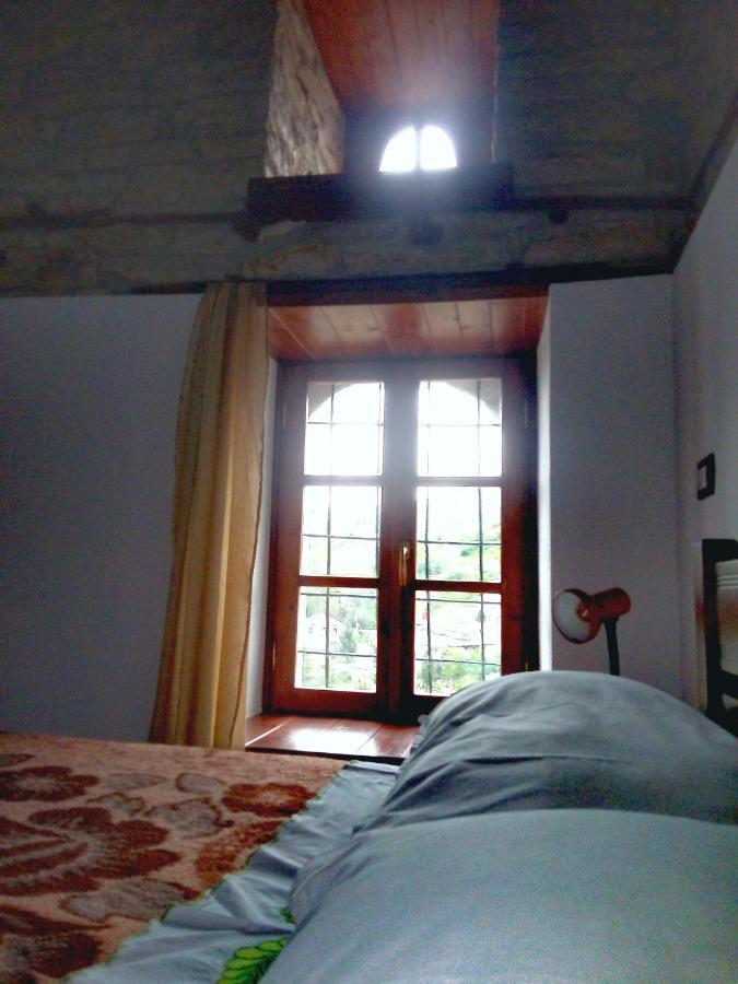 Ruols Guesthouse Gjirokastër Екстериор снимка
